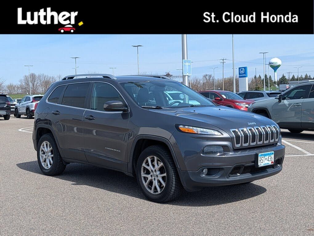 2017 JEEP Cherokee