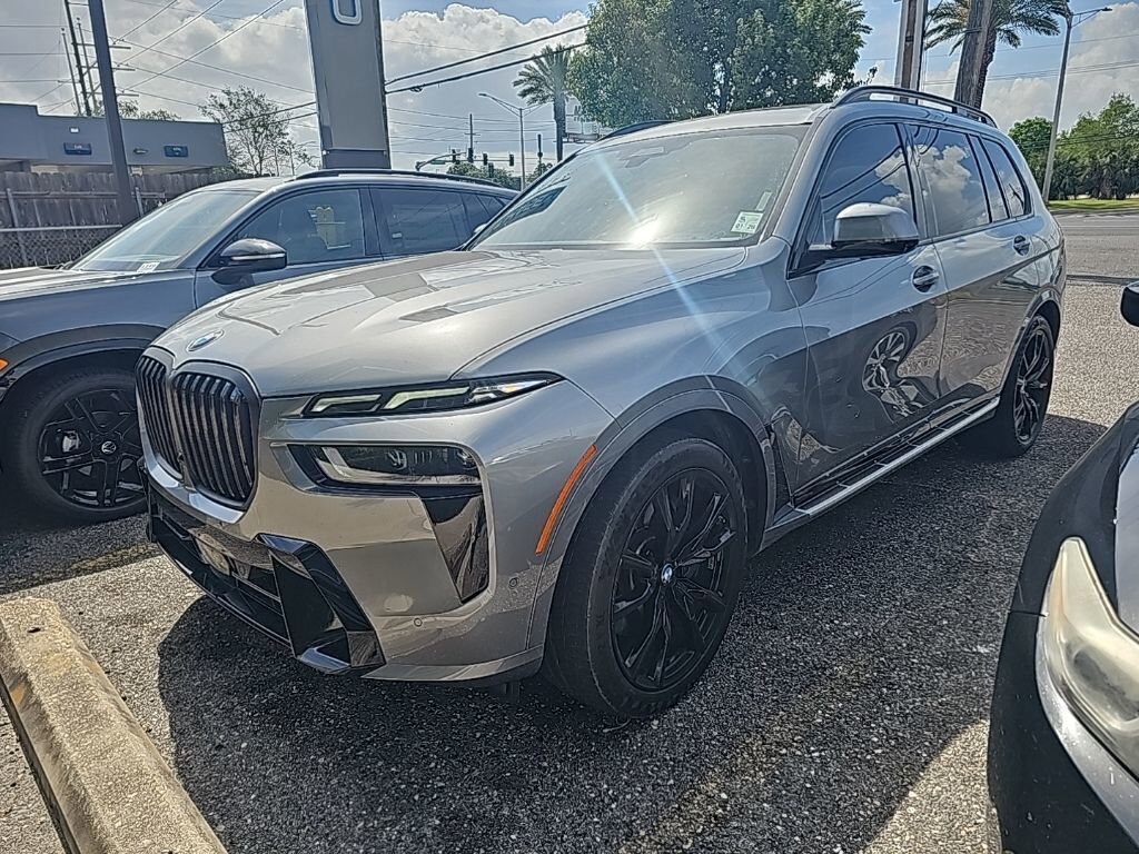 2024 BMW X7