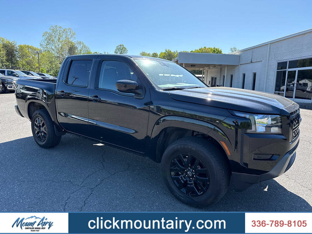 2023 NISSAN Frontier