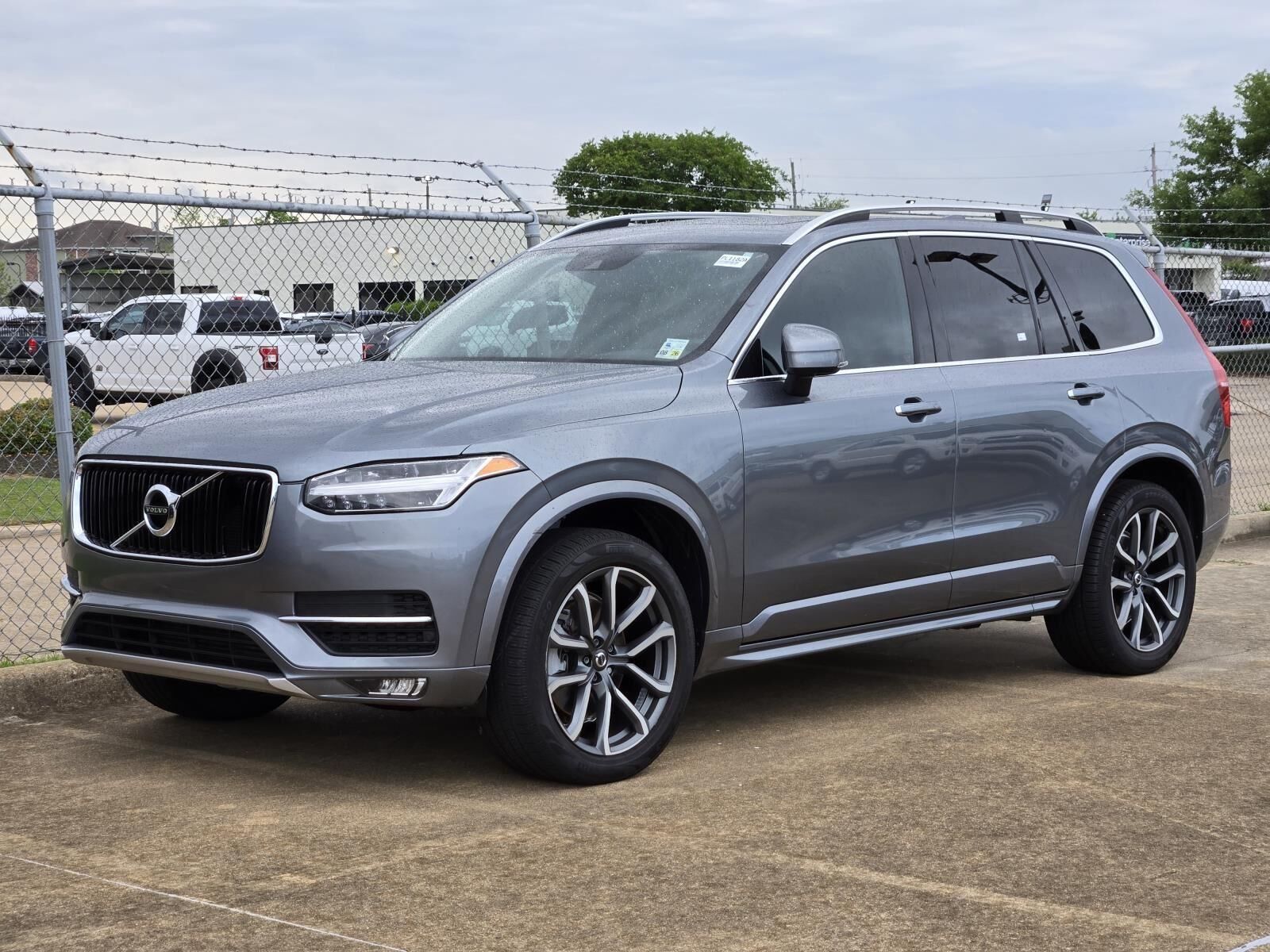 2019 VOLVO XC90
