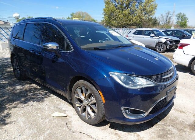 2017 CHRYSLER Pacifica