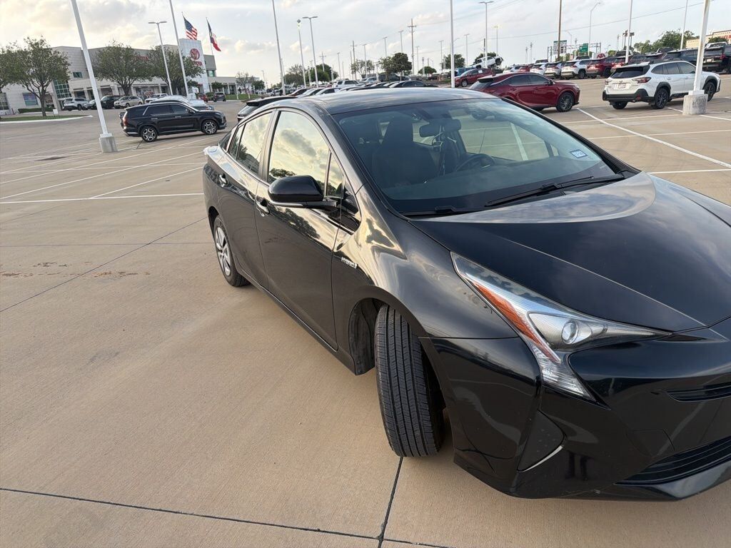 2016 TOYOTA PRIUS