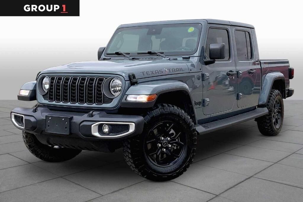 2025 JEEP Gladiator