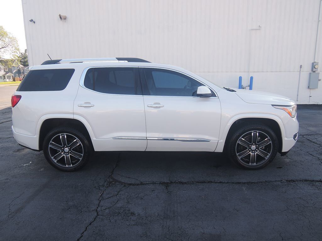 2017 GMC Acadia