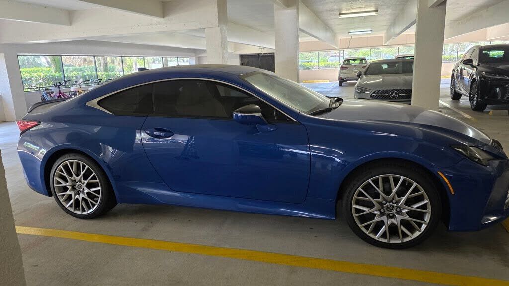 2022 LEXUS RC