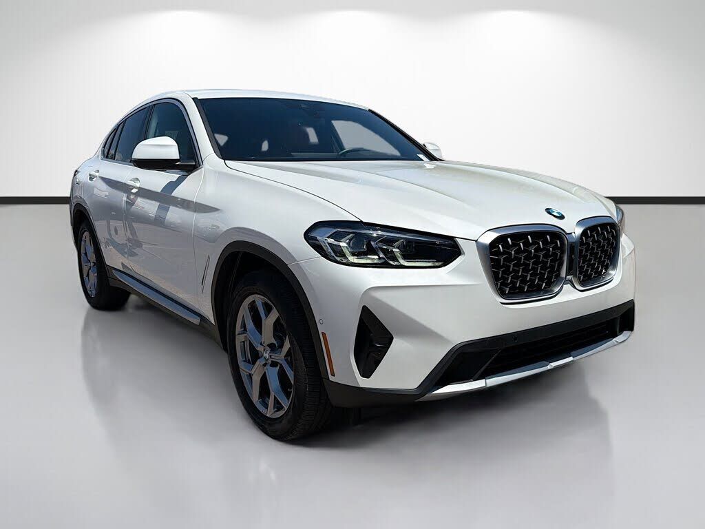 2025 BMW X4