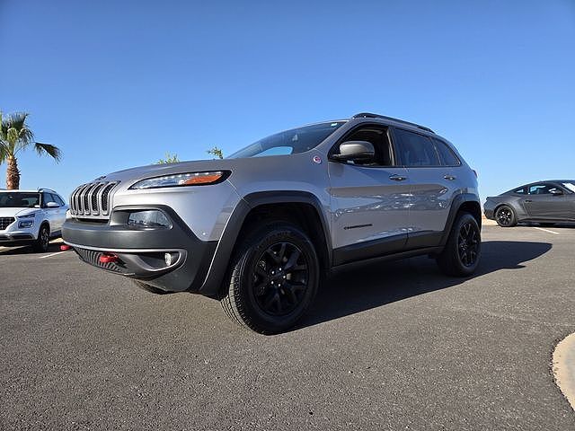 2018 JEEP Cherokee