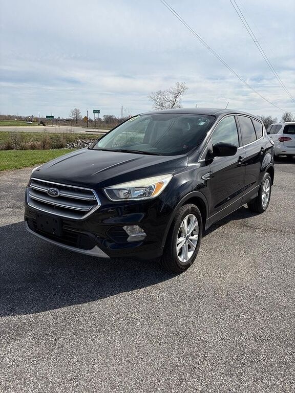 2017 FORD Escape
