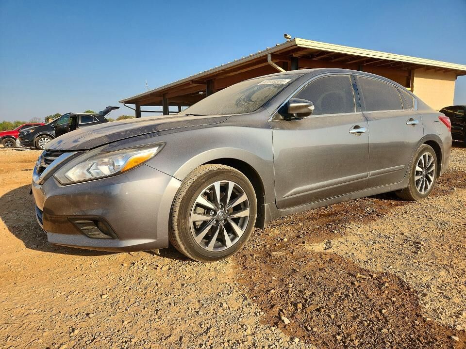 2016 NISSAN Altima