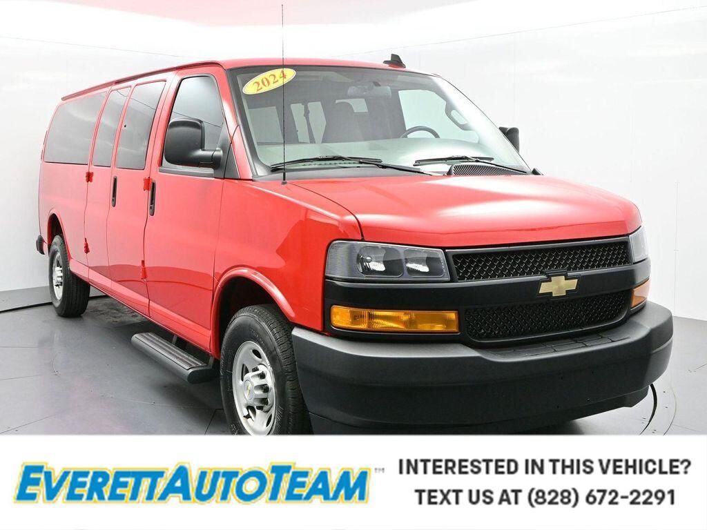 2024 CHEVROLET Express