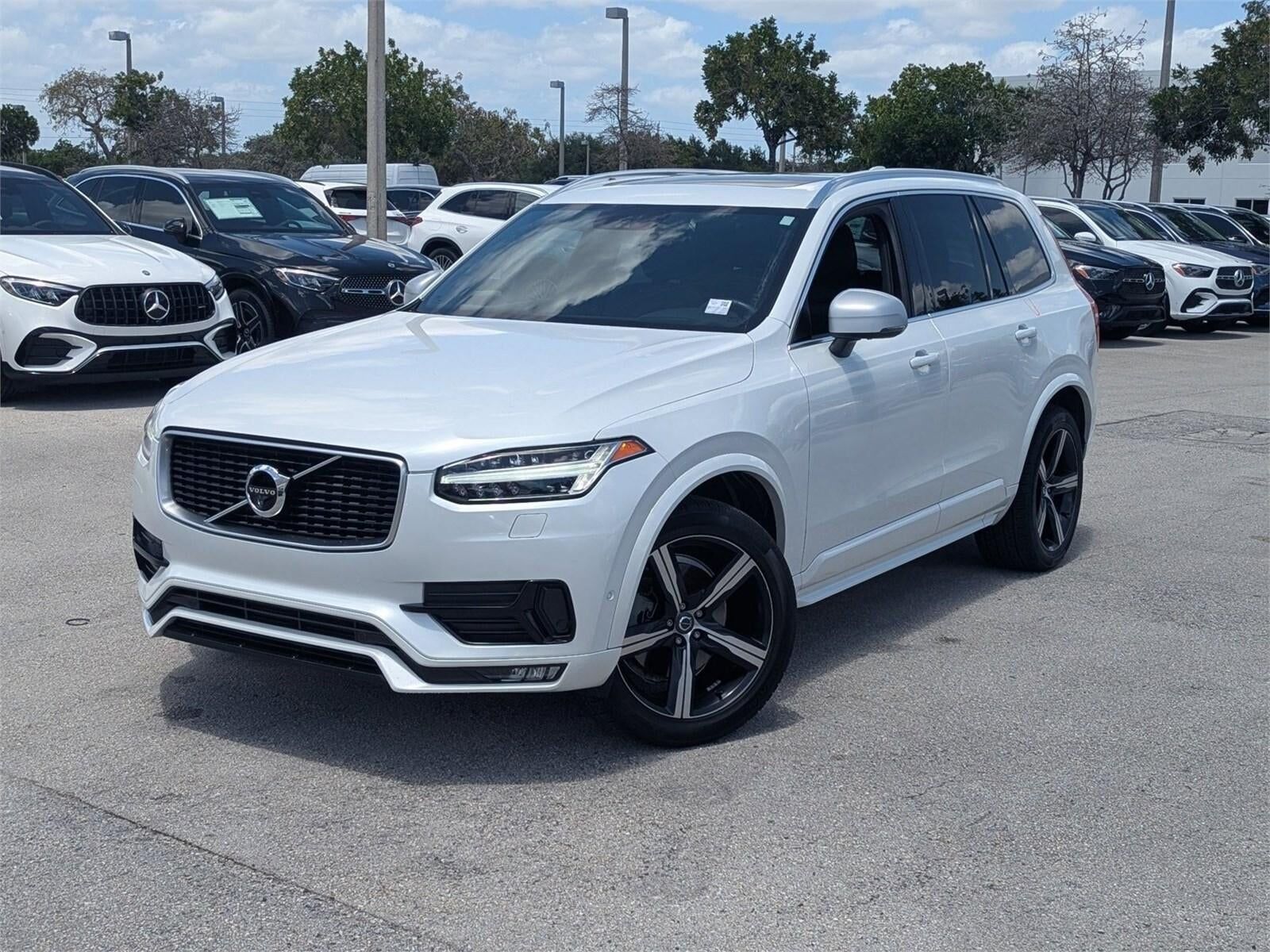 2016 VOLVO XC90