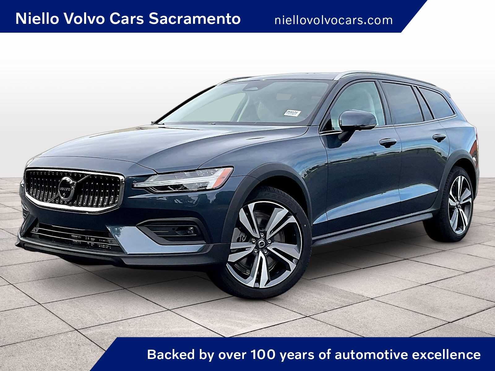 2026 VOLVO V60CC