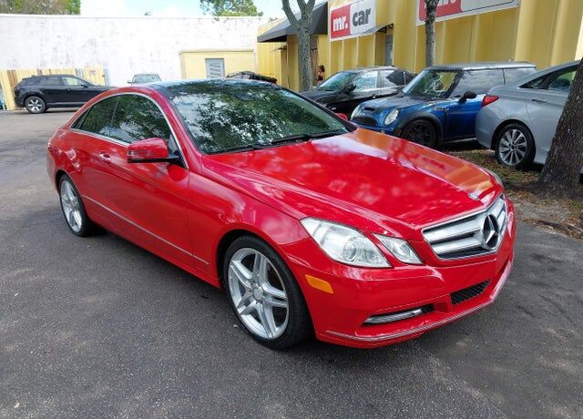 2013 MERCEDES-BENZ E-Class