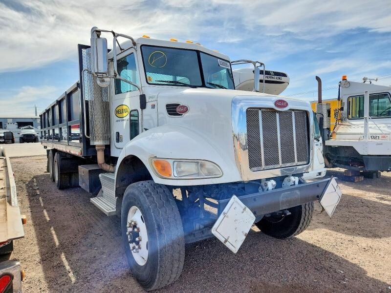 2013 PETERBILT 348