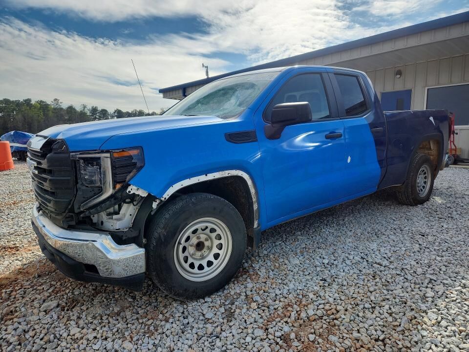 2023 GMC Sierra