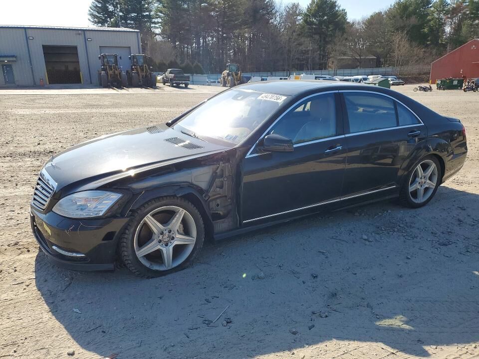 2011 MERCEDES-BENZ S-Class