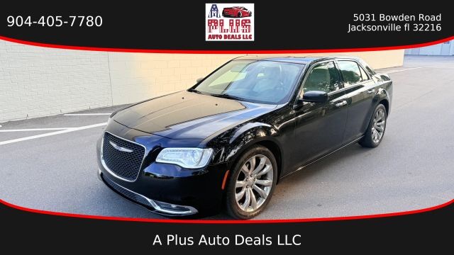 2017 CHRYSLER 300
