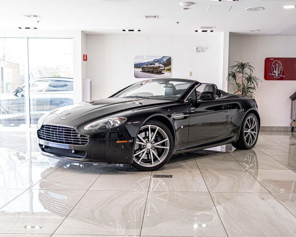 2010 ASTON MARTIN V8 Vantage