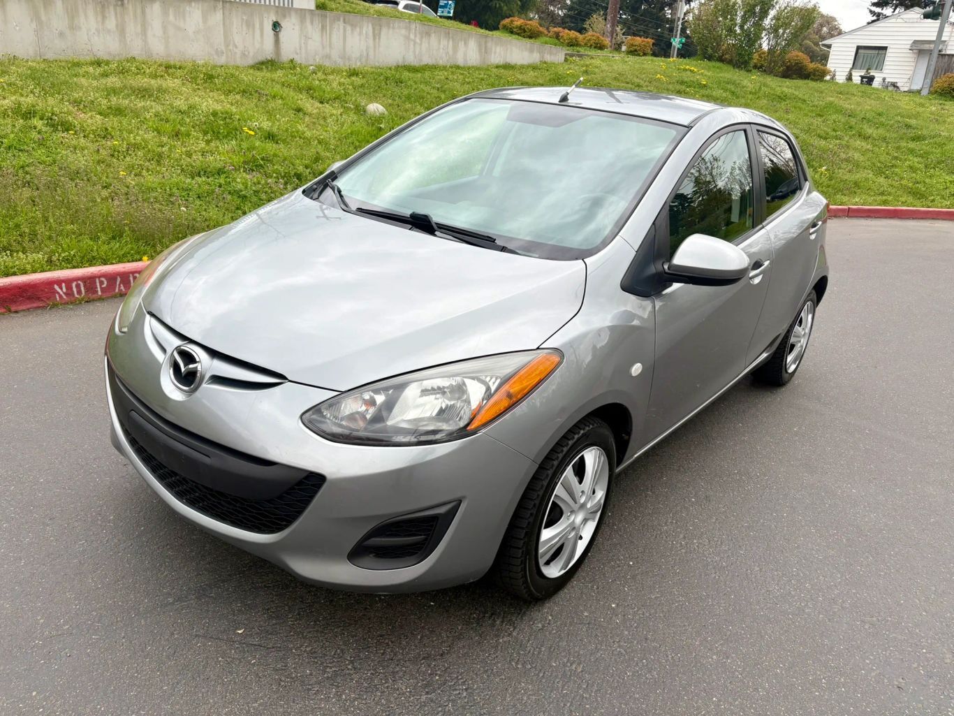 2014 MAZDA Mazda2