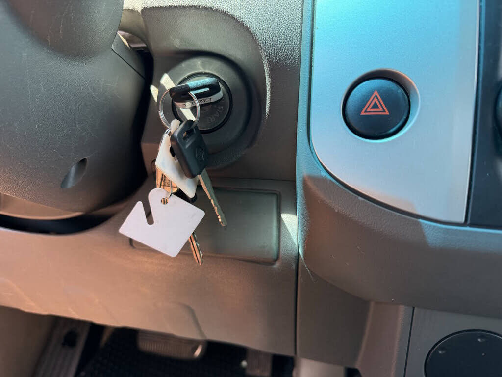 2017 NISSAN Frontier