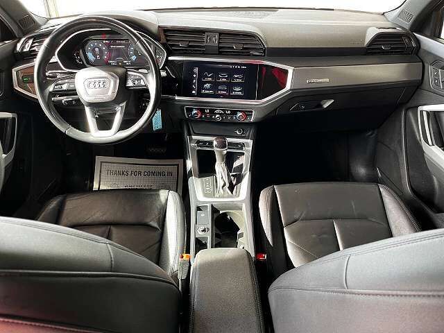 2022 Audi Q3