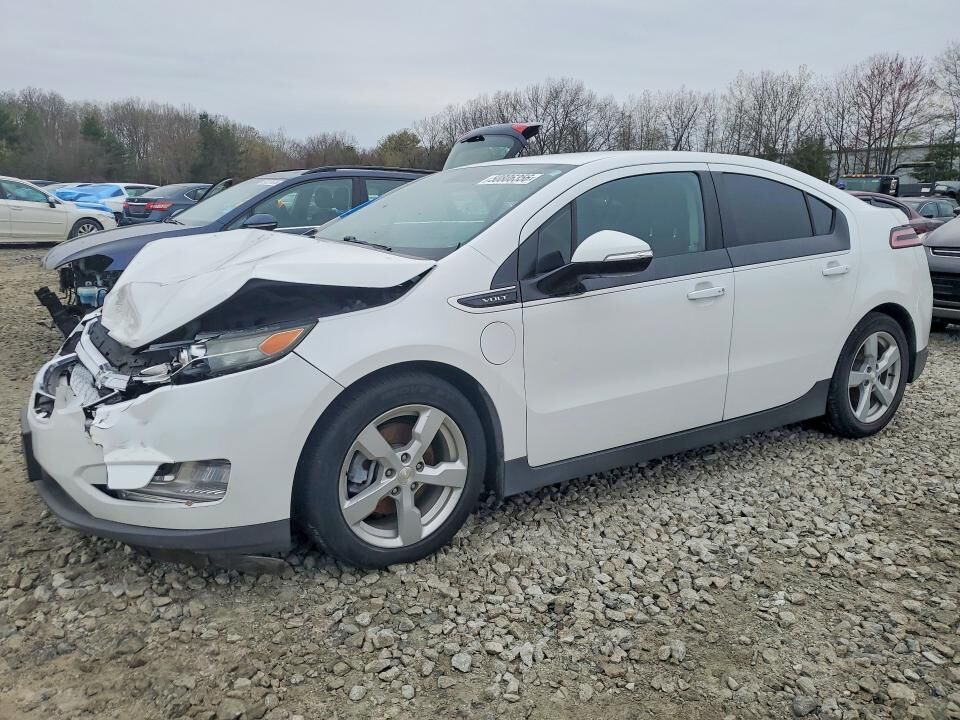 2013 CHEVROLET Volt