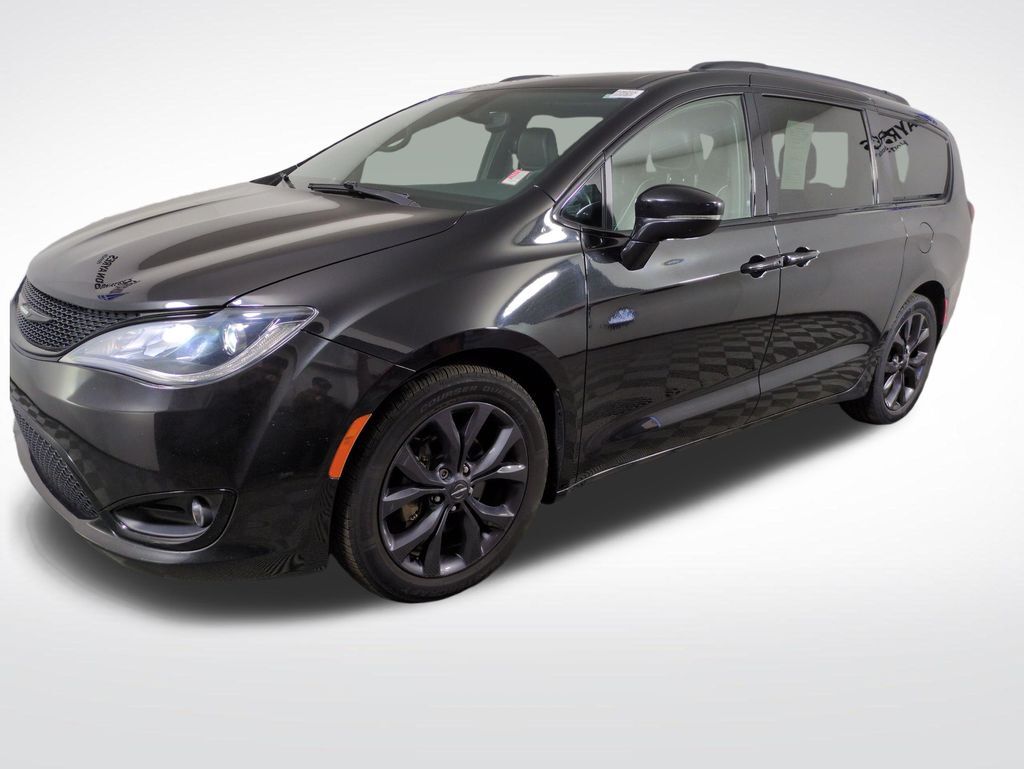 2020 CHRYSLER Pacifica
