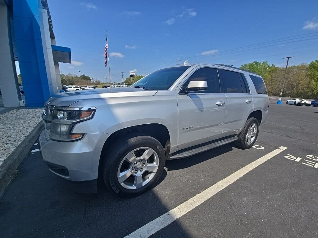 2017 CHEVROLET Tahoe