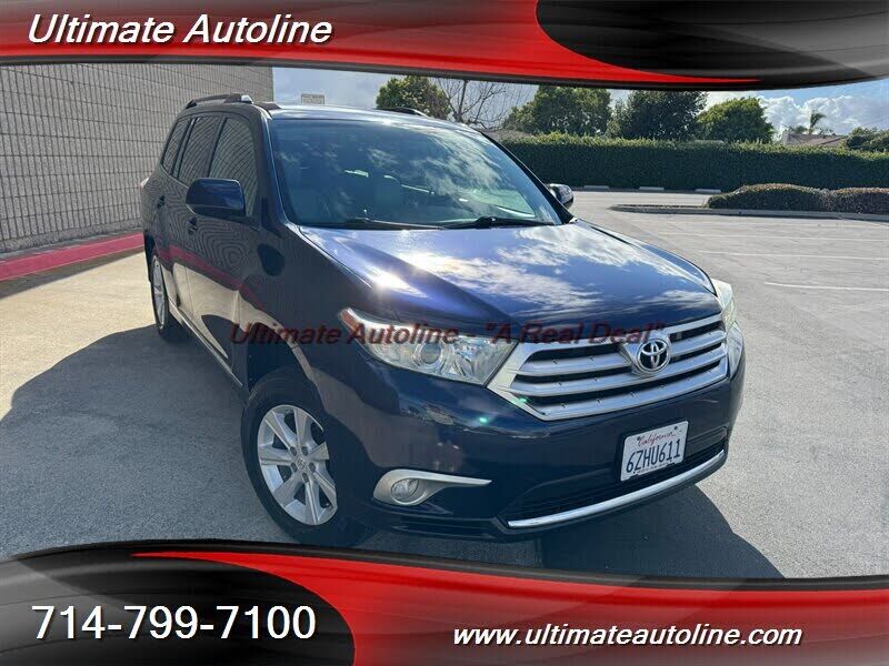 2013 TOYOTA Highlander