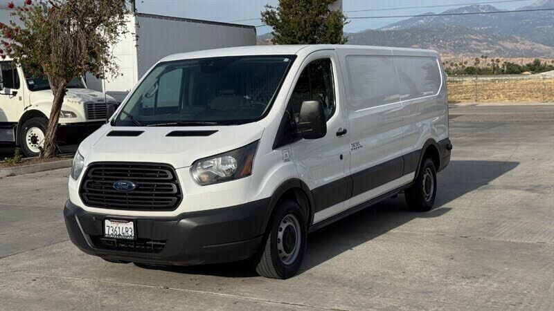 2017 FORD Transit