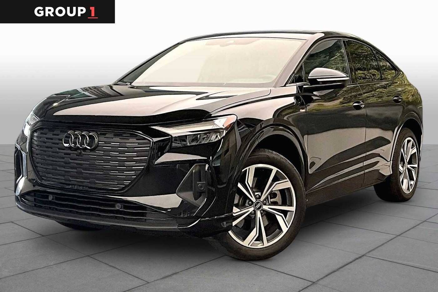 2023 AUDI Q4