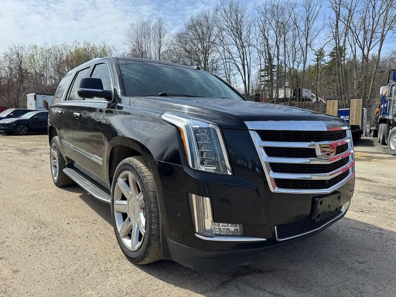 2017 CADILLAC Escalade