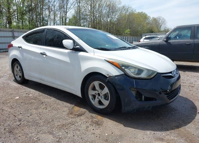 2015 HYUNDAI Elantra