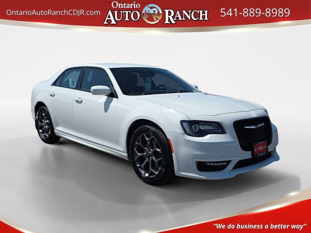 2017 CHRYSLER 300