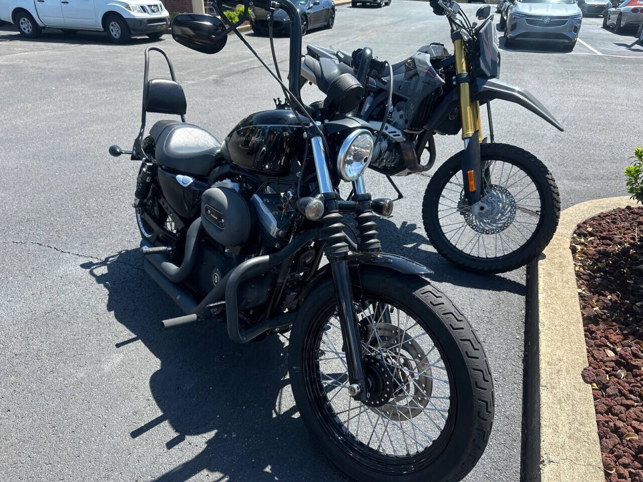 2010 HARLEY DAVIDSON Nightster