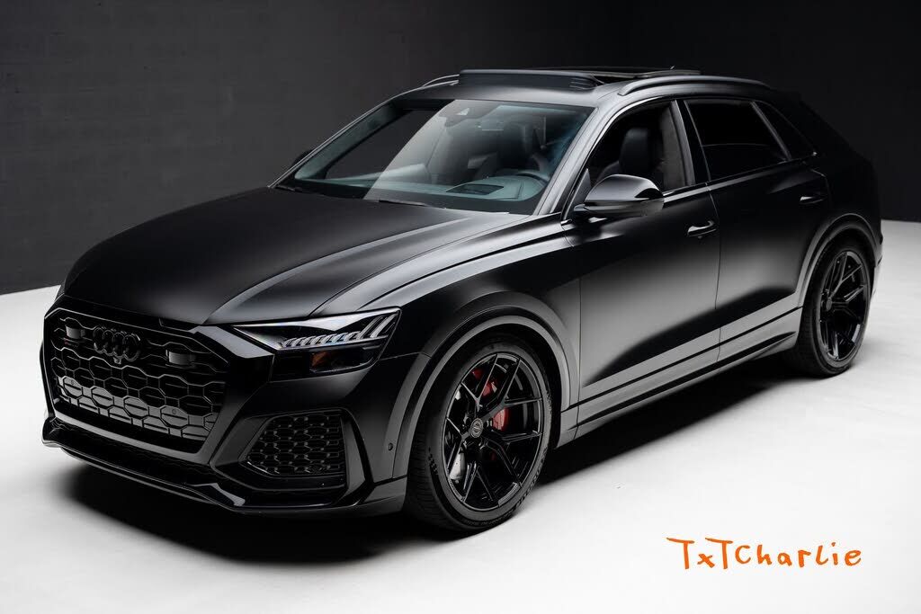 2021 AUDI RS Q8