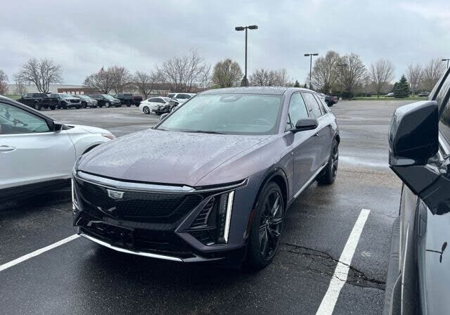 2024 CADILLAC Lyriq
