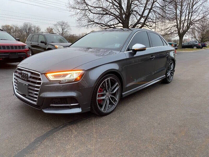 2018 AUDI S3