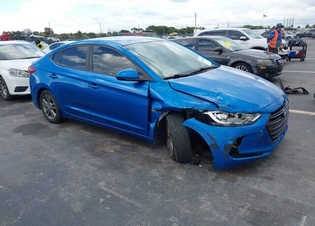 2018 HYUNDAI Elantra