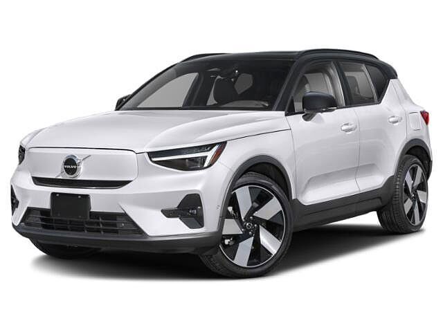 2023 VOLVO XC40