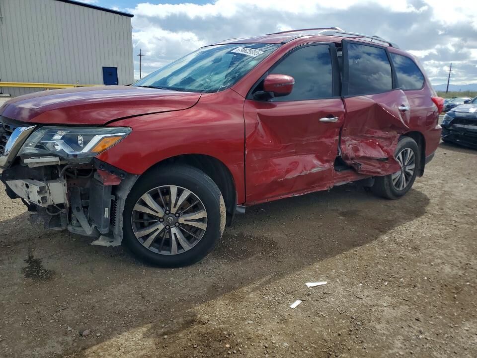 2017 NISSAN Pathfinder