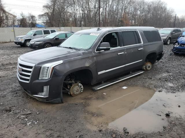 2018 CADILLAC Escalade ESV
