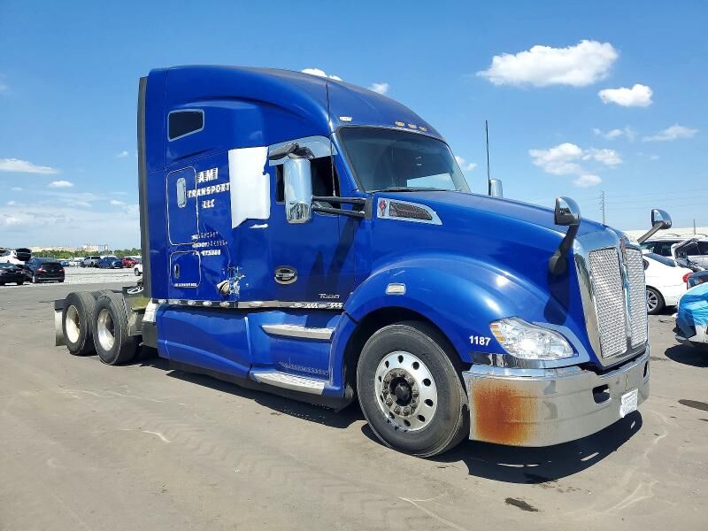 2014 KENWORTH T680