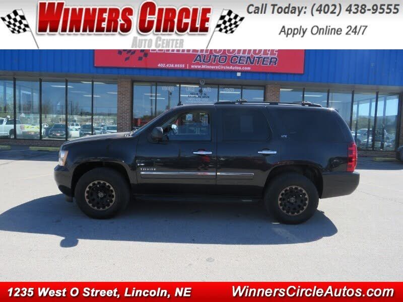 2011 CHEVROLET Tahoe