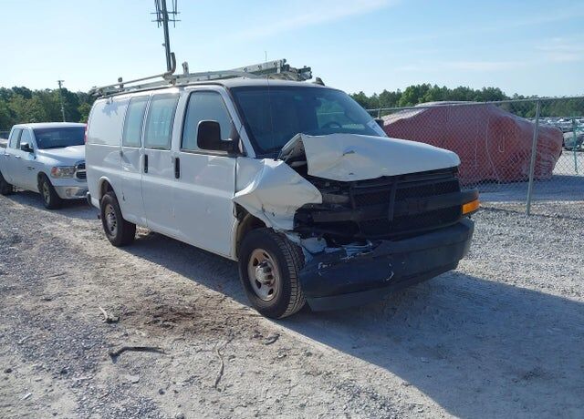 2019 CHEVROLET Express