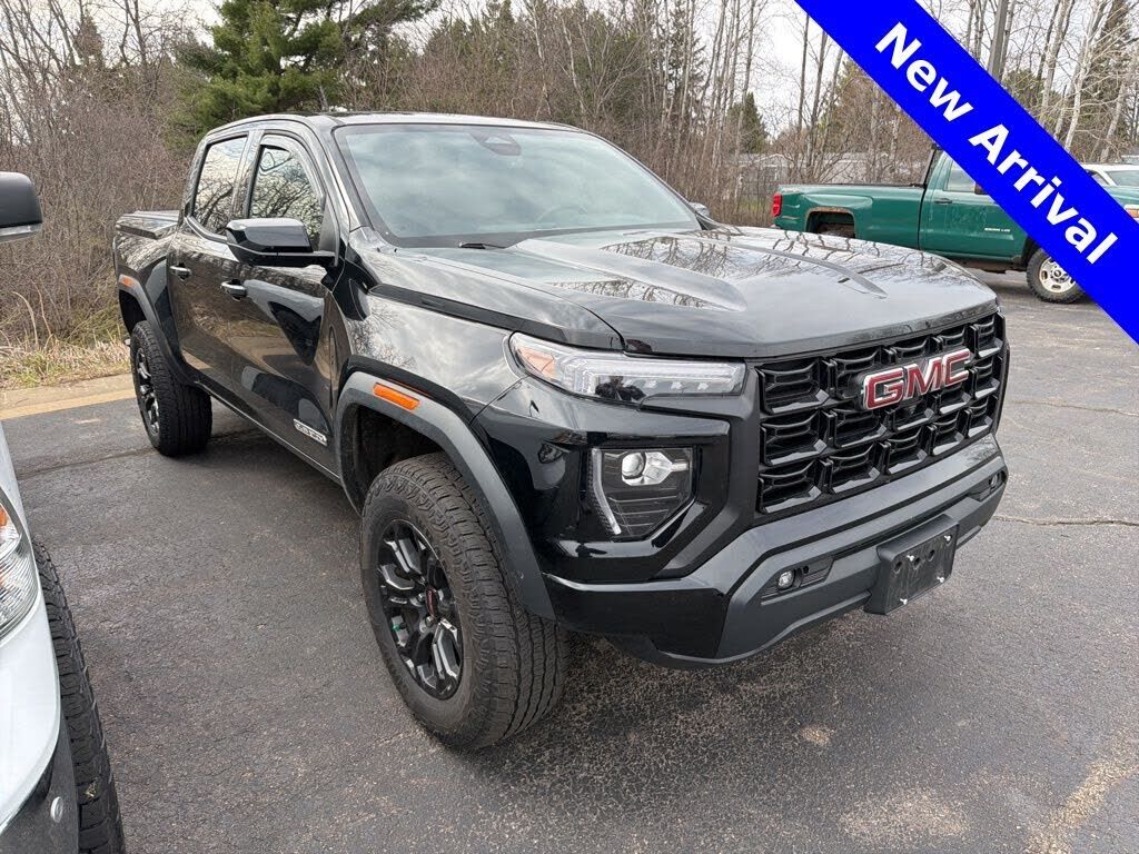 2024 GMC Canyon