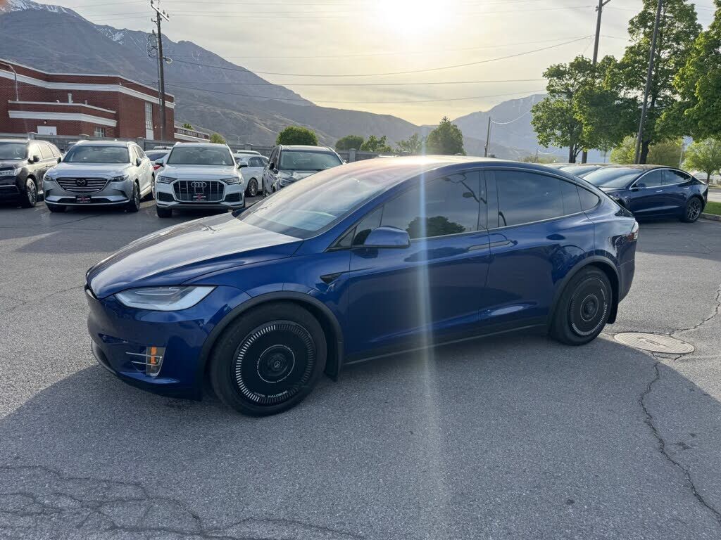 2020 TESLA Model X