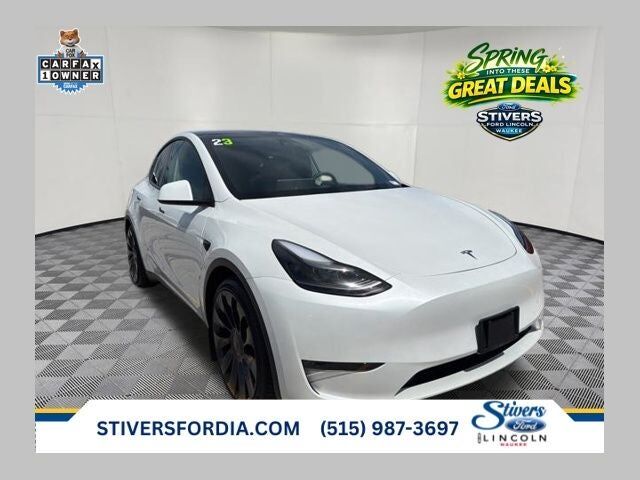 2023 TESLA Model Y