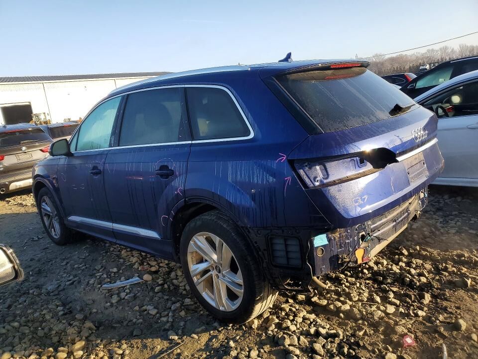 2023 AUDI Q7