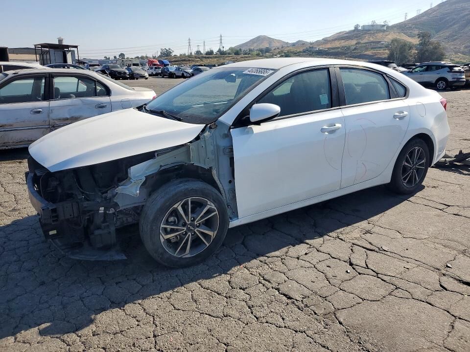 2023 KIA Forte